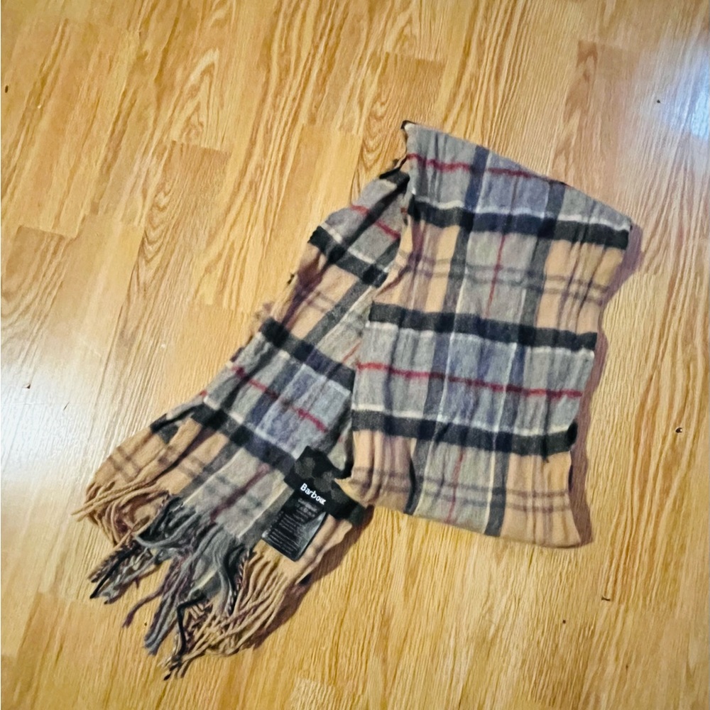 Barbour scarf